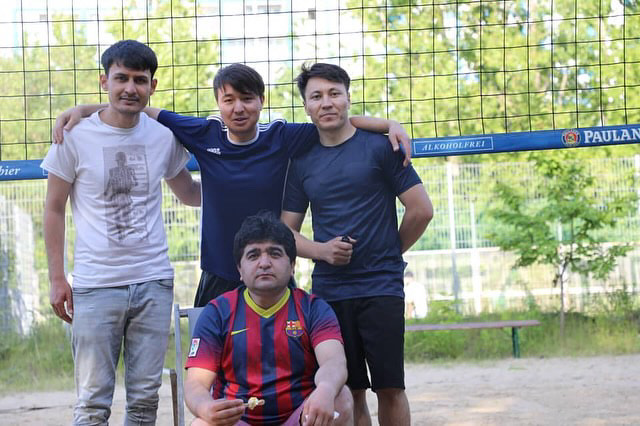 7AE66C99-72E4-441B-BAB3-7D16213F88EA